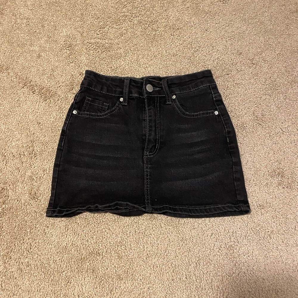 Fashion Nova Black Mini Skirt